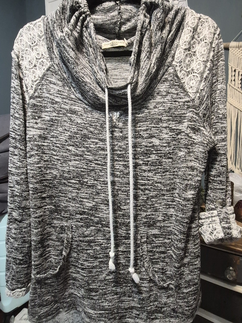 Chance or Fate Gray Marled Lace-Accent Cowl Pullover Hoodie Sz XL